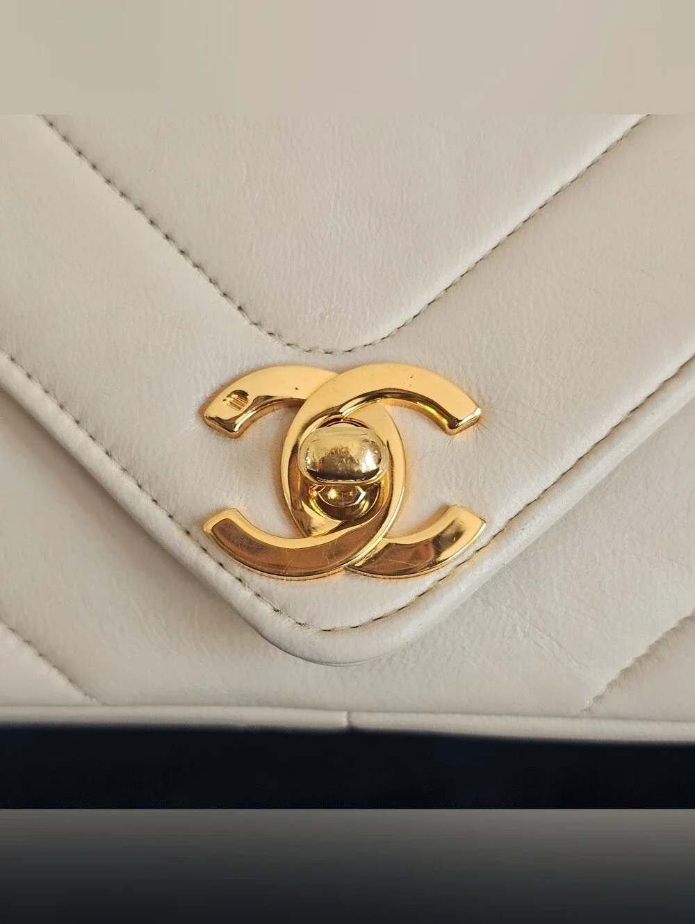 🤍 Chanel Chevron Flap Bag 🤍
